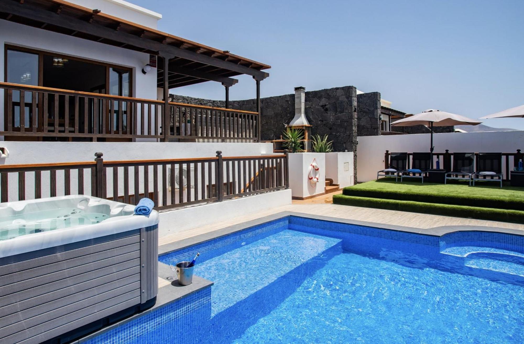 Villa Casa Blanca Playa Blanca  Exterior photo